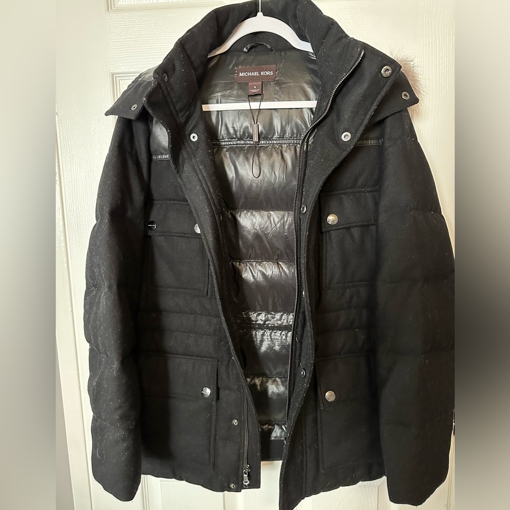 MK Men's Heavyweight Hooded Coat With Bib In Black that can be detached